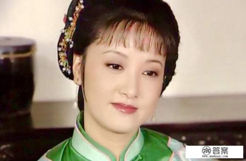 宜妃在康熙生前有多么受宠爱?为何康熙去世后她晚年十分凄惨?