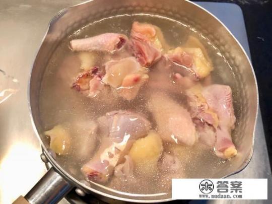 炖鸡汤怎么做？