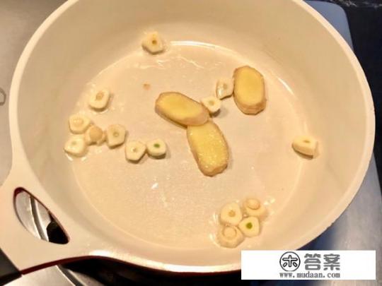 炖鸡汤怎么做？