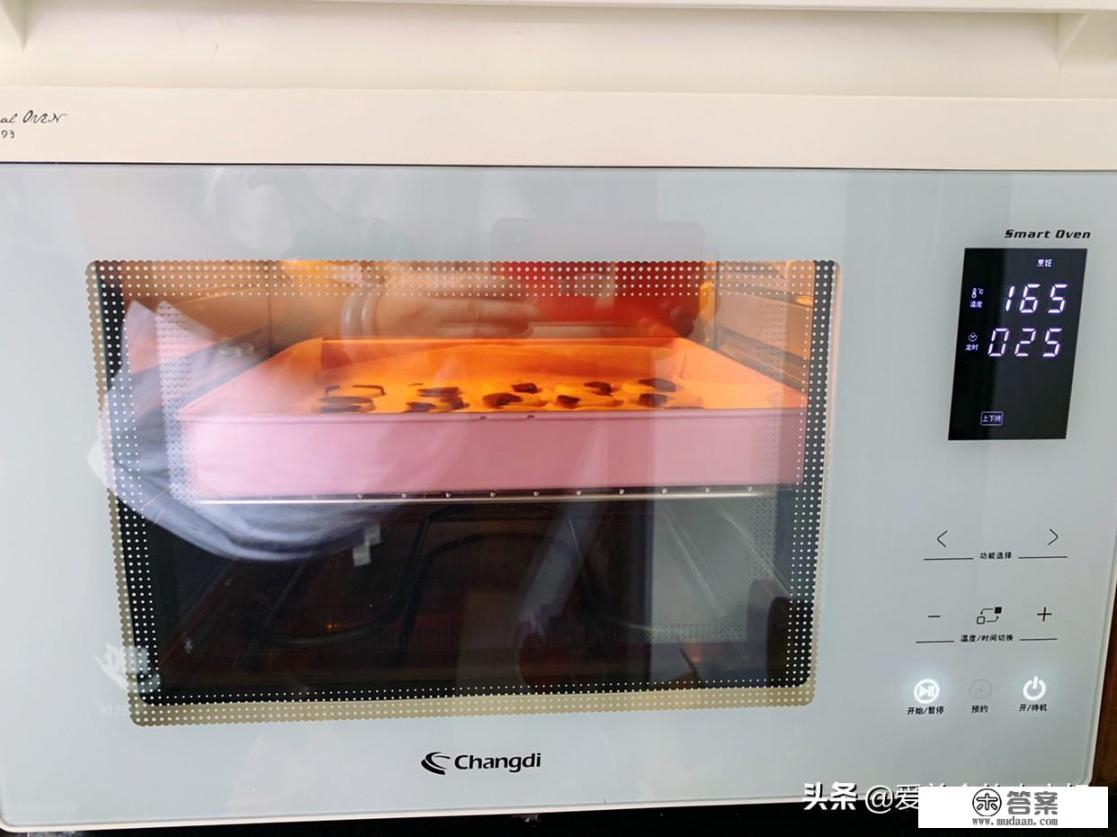 家用小烤箱使用方法？