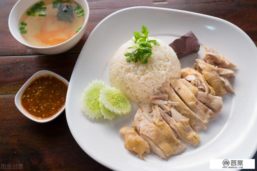 新加坡的美食中海南鸡饭的做法有哪些呢？