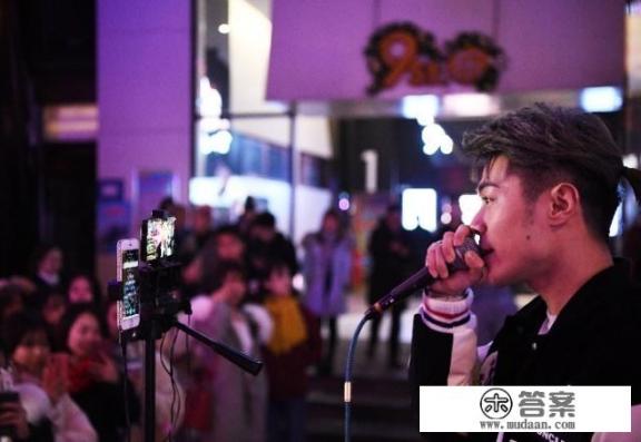 重庆九街是重庆夜生活最洋气的地方么？