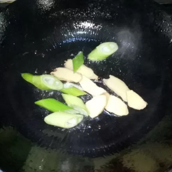 清江鱼的做法简单又好吃? 清江鱼的做法简单又好吃?