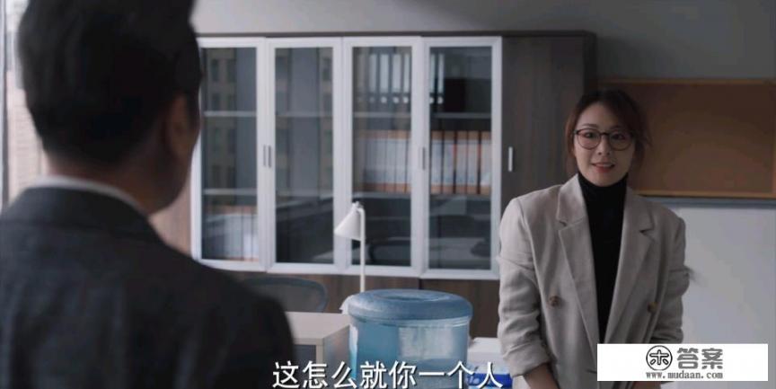 《理想之城》大结局了,红玫到底有没有跟董事长在一起? 《理想之城》大结局了,红玫到底有没有跟董事长在一起?