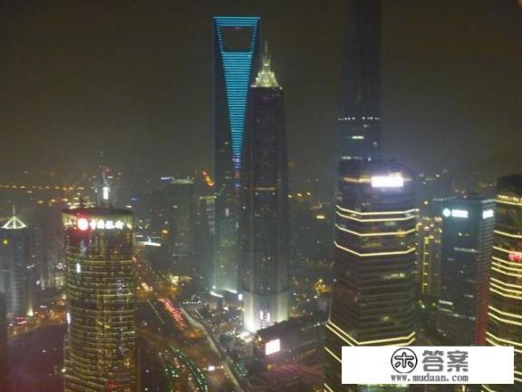 上海旅游住哪里比较方便？