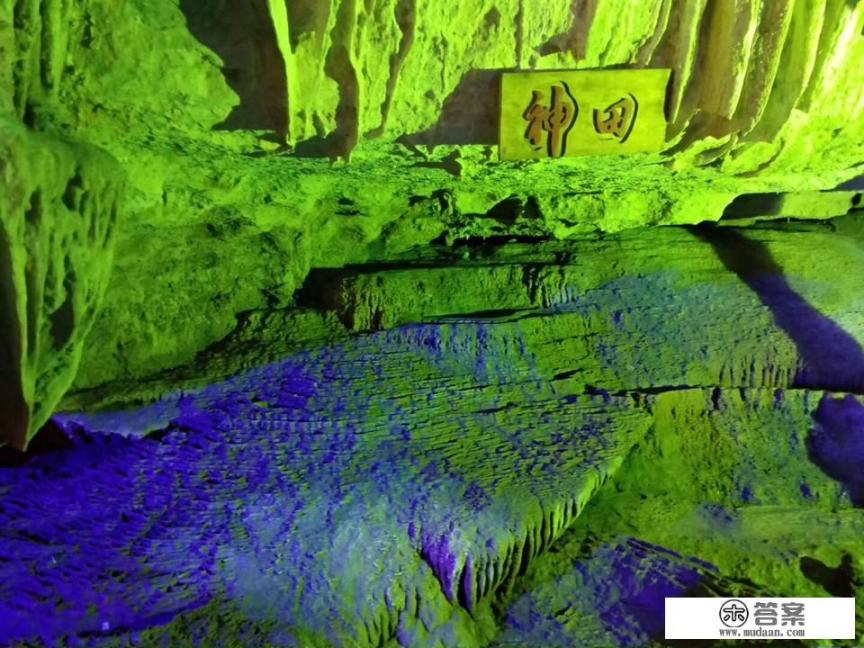 由广州去云南昆明再到香格里拉旅游怎样玩比较便宜又好玩？总费用可以在10000左右吗？