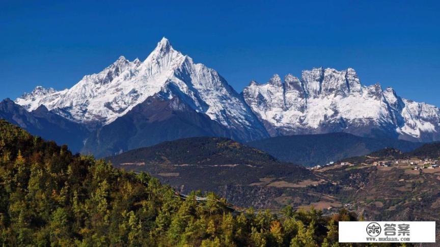 由广州去云南昆明再到香格里拉旅游怎样玩比较便宜又好玩？总费用可以在10000左右吗？