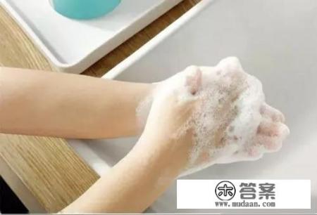 洗澡的时候怎么打泡？