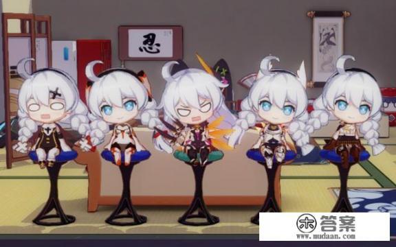 男朋友玩崩三，但是拦着我不让我玩，是什么心理？