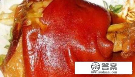 如何制作出既软烂又美味的肘子？