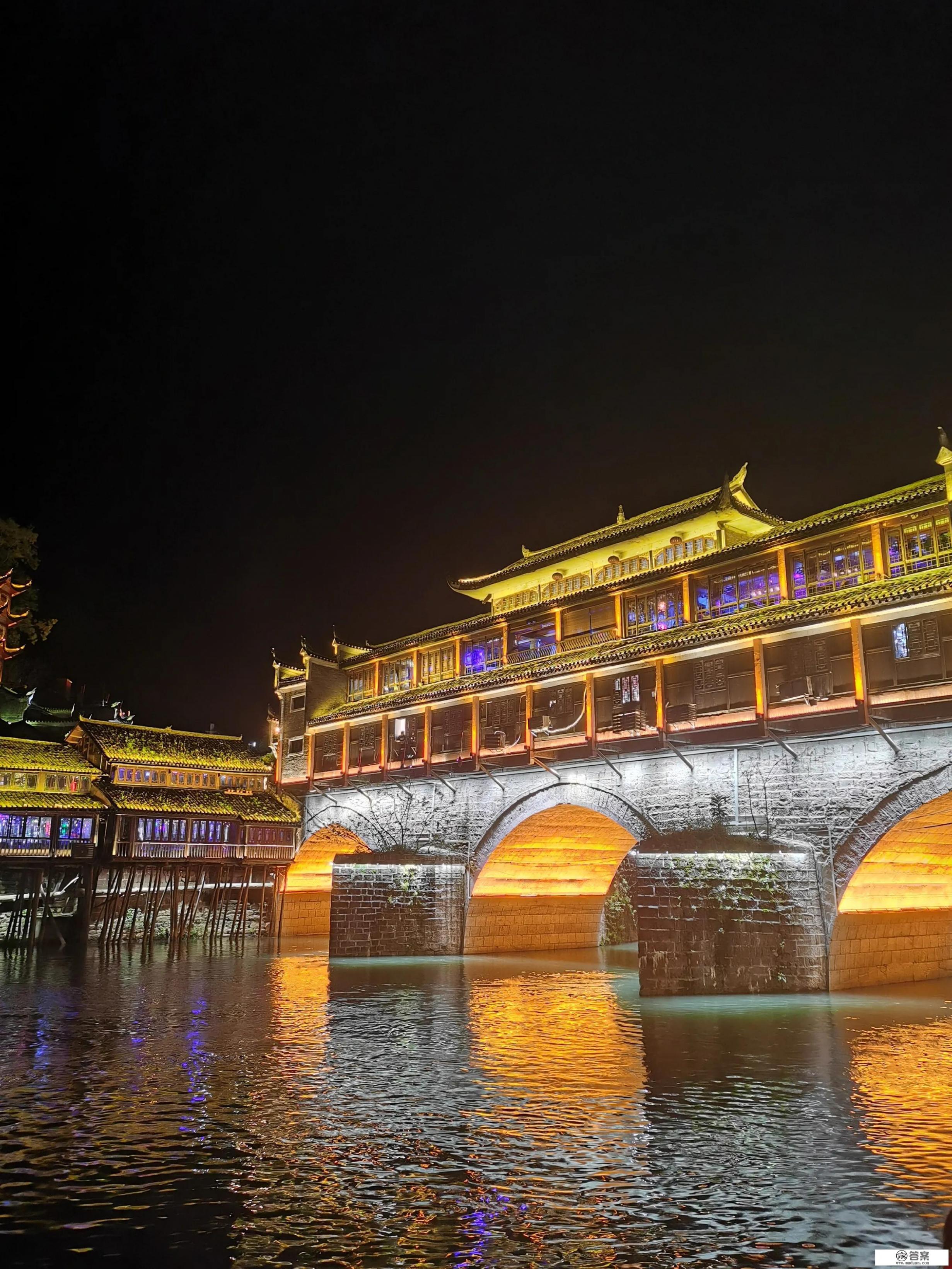 凤凰古城旅游十大忌讳？