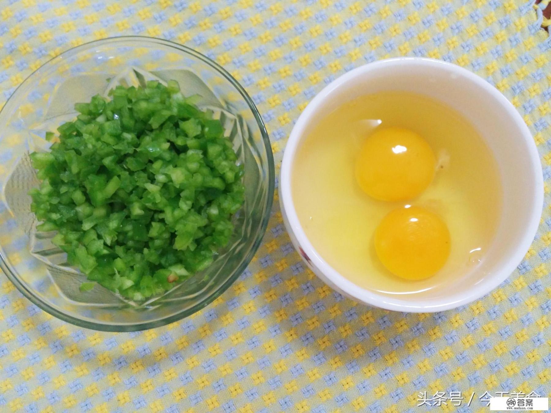 郭德纲青椒炒鸡蛋做法？