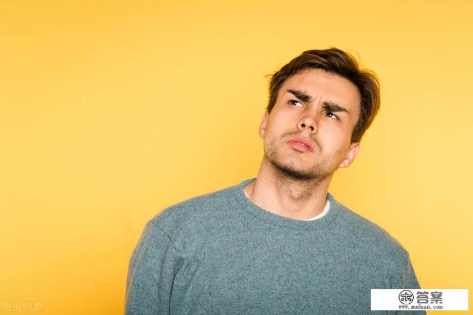 这歌词出自哪首歌？歌词是轻轻的风,轻轻的梦，轻轻的晨晨昏昏，淡淡的云，淡淡的泪，淡淡的年年岁岁？