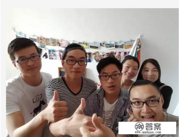 看到很多人旅行做沙发客,住别人家里,怎么联系沙发客,联系软件有哪些? 看到很多人旅行做沙发客,住别人家里,怎么联系沙发客,联系软件有哪些?