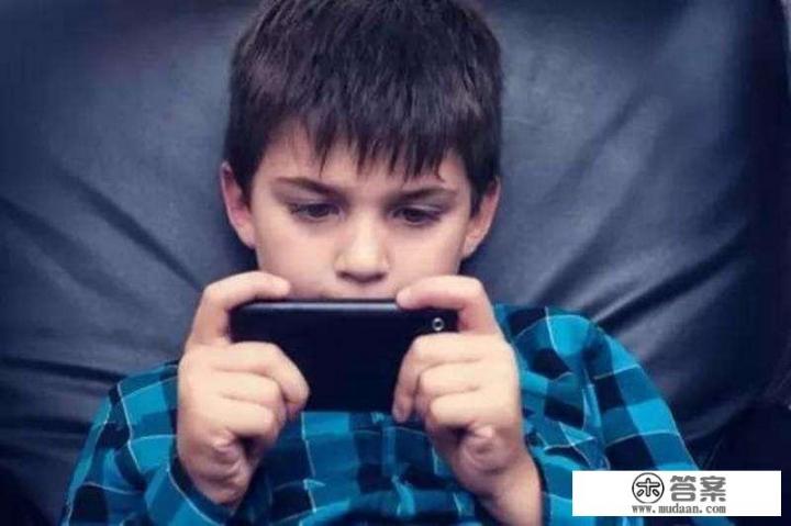 儿童玩游戏犯法吗？