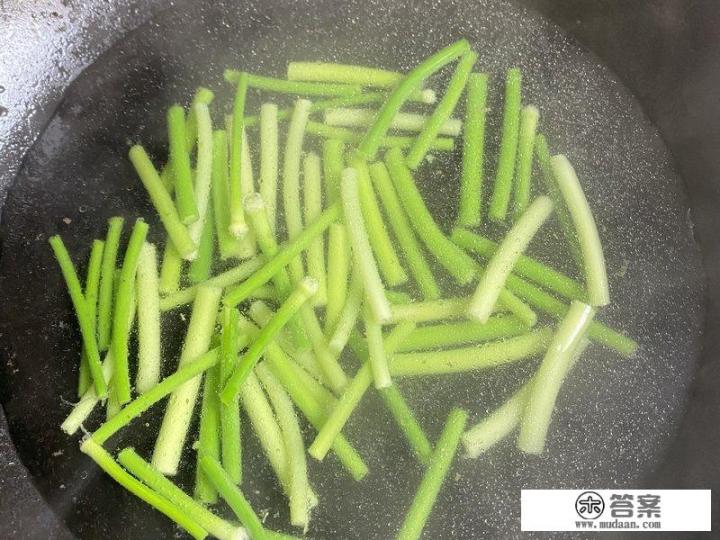 爆炒鸡胗怎么做? 爆炒鸡胗怎么做?