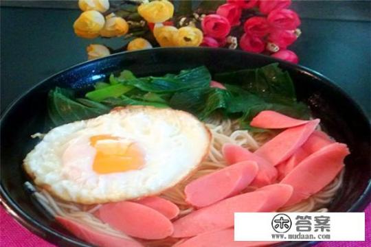 鸡蛋面的做法? 鸡蛋面的做法?