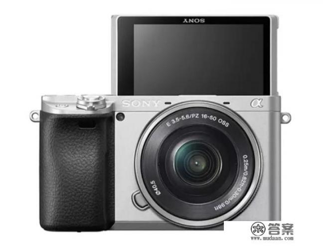 索尼a6400值不值得买？