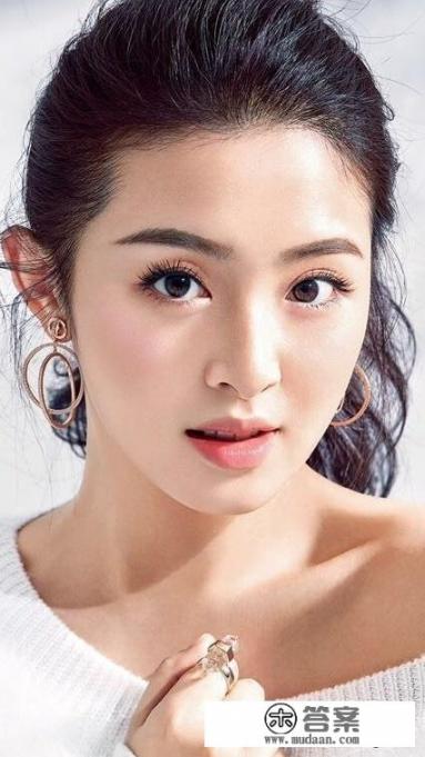 夜深人静时,你想(他她)了吗?每当夜深人静的时候总会想起心中的那个她? 夜深人静时,你想(他她)了吗?每当夜深人静的时候总会想起心中的那个她?