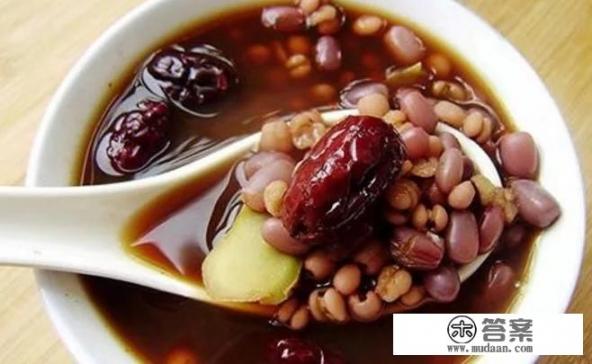 补气血两亏食补怎么去补？