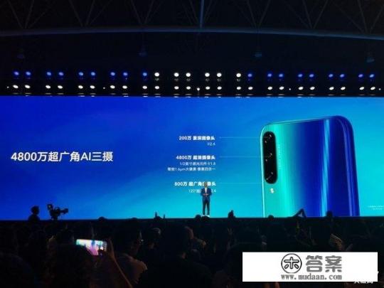 nova3好还是play3好？