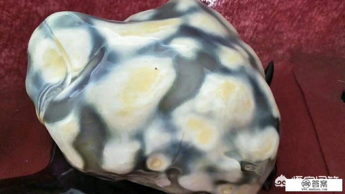 女生是不是爱上了一个男人就很痴情不会轻易放弃？