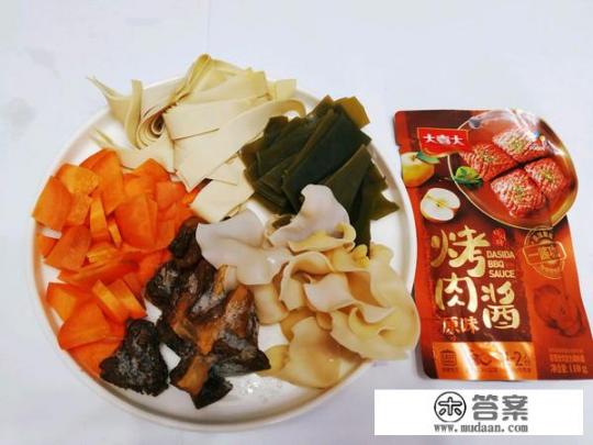 老饭骨筋头巴脑锅正宗做法? 老饭骨筋头巴脑锅正宗做法?