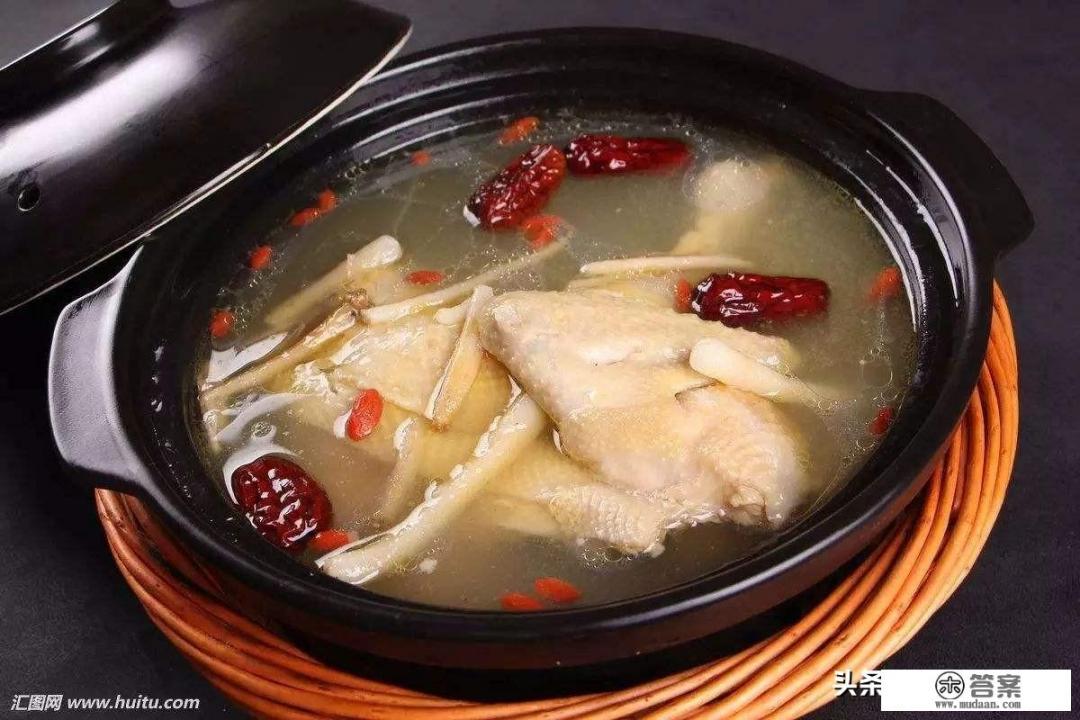 老母鸡煲汤需要哪些材料？