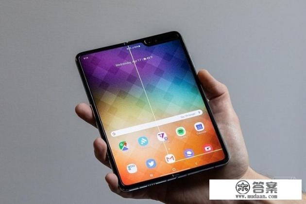 三星折叠屏手机为什么不值得买？