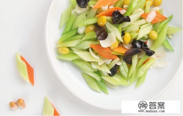 西芹炒百合怎么炒百合不苦? 西芹炒百合怎么炒百合不苦?