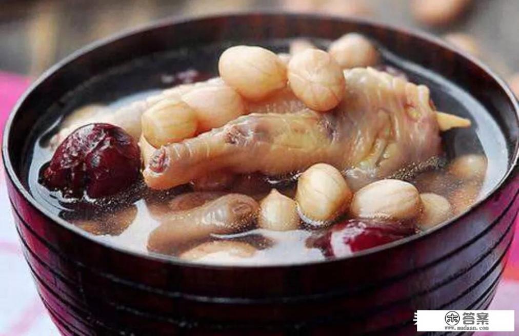 鸡爪煲汤要用些什么材料? 鸡爪煲汤要用些什么材料?