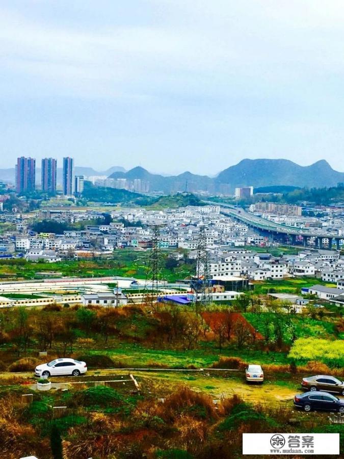 云南和贵州从地图上哪个大? 云南和贵州从地图上哪个大?