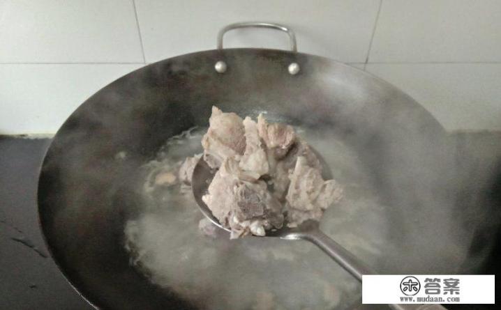 家常糖醋排骨步骤？