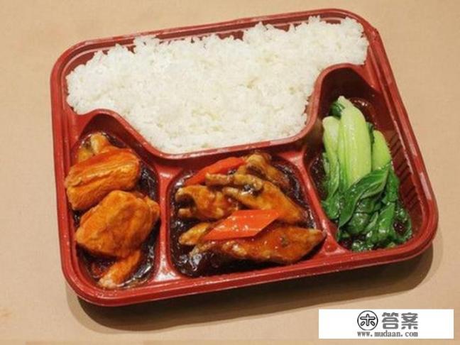 想在家里开个外卖，没有店面怎么办？是饿了么好还是美团好？