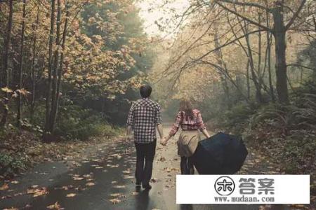 男朋友一再强调自己卑微，是什么意思？