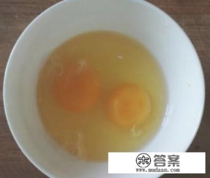 西红柿鸡蛋炒饼丝的家常做法？