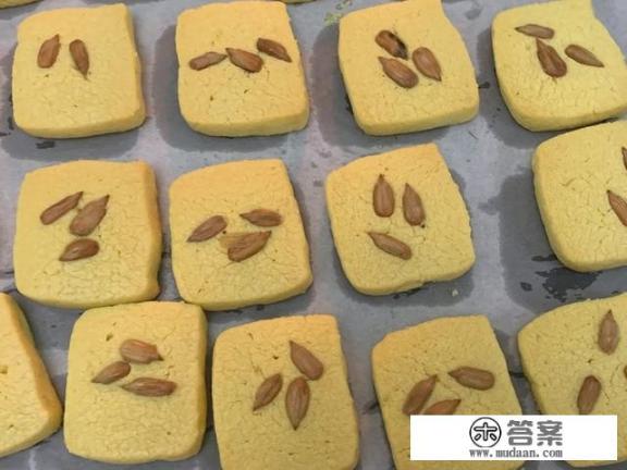 超好吃的曲奇饼干的做法步骤图有哪些?怎么做好吃? 超好吃的曲奇饼干的做法步骤图有哪些?怎么做好吃?