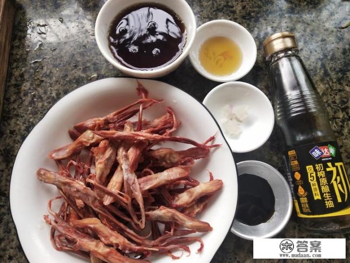 可乐鸭舌怎么做？