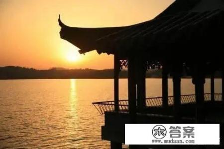 如何培养大学生艰苦奋斗的精神？