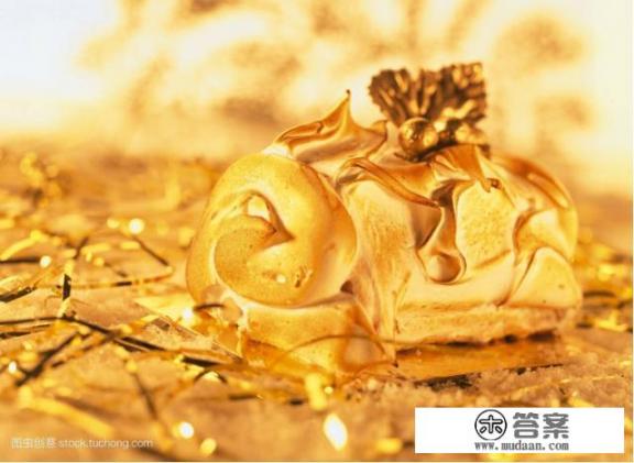 黄金首饰颜色偏白是正常的吗？