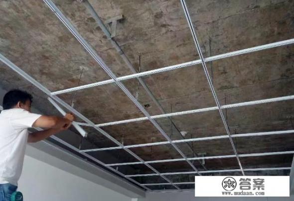 如何使用矿棉板进行吊顶？