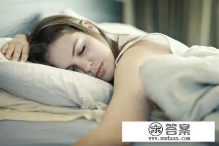 总是失眠睡不着是什么原因？