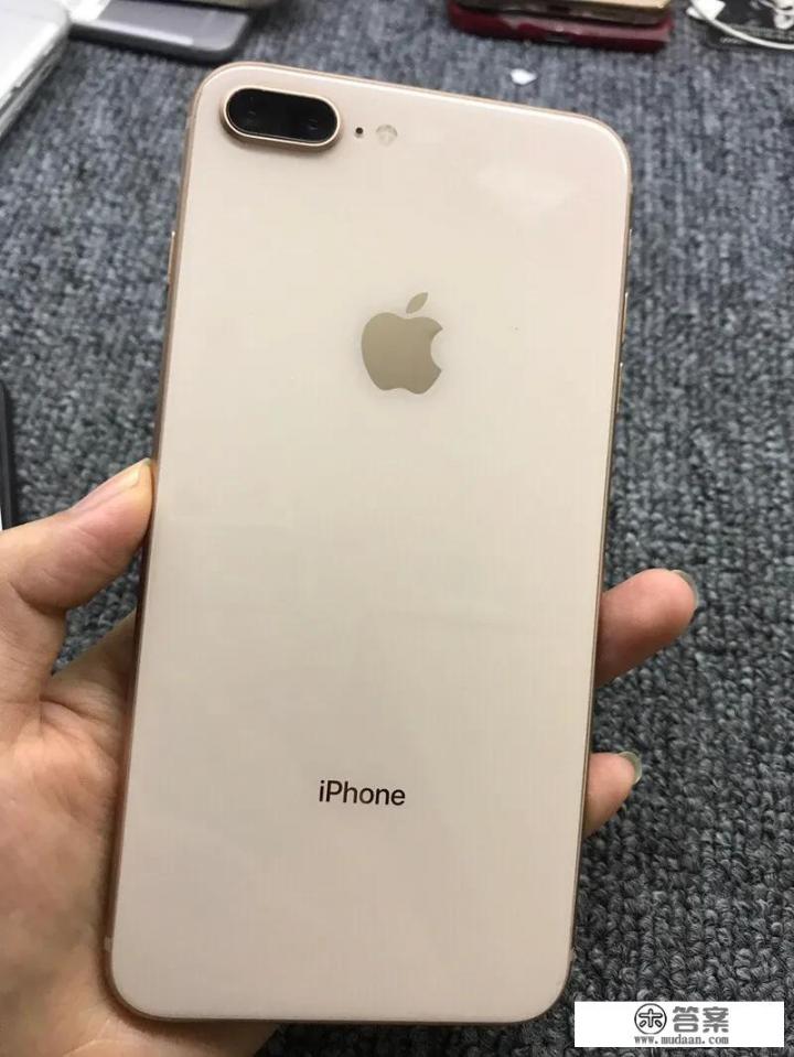 2023年8p全新未拆封多少钱？