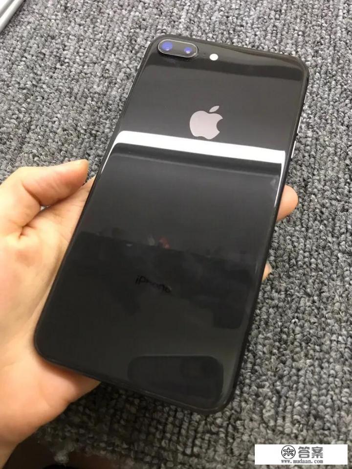 2023年8p全新未拆封多少钱？