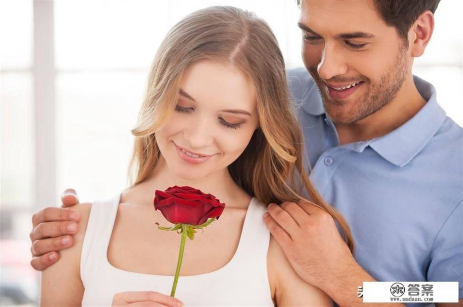 女生发从游大学的照片如何评论？