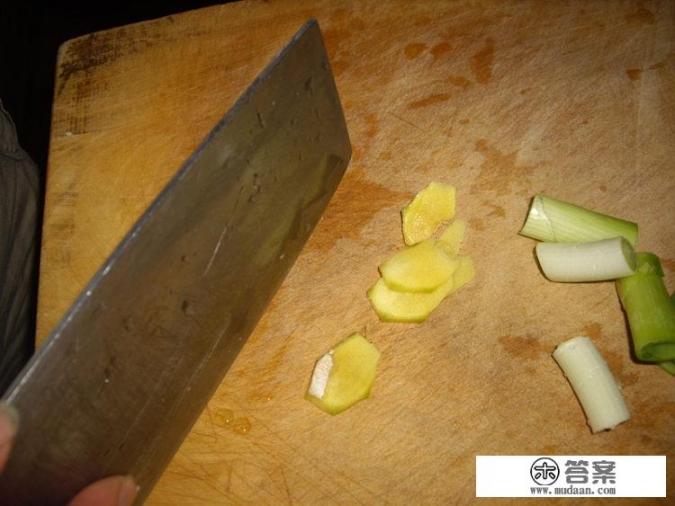 蒜泥白肉是何菜系? 蒜泥白肉是何菜系?