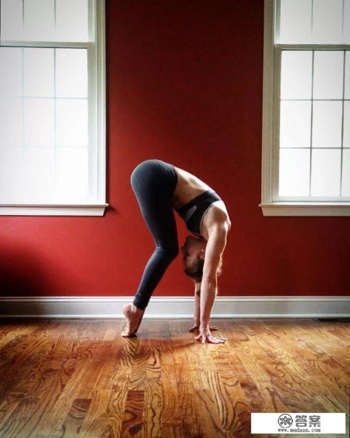 瑜伽体式能保养卵巢吗？