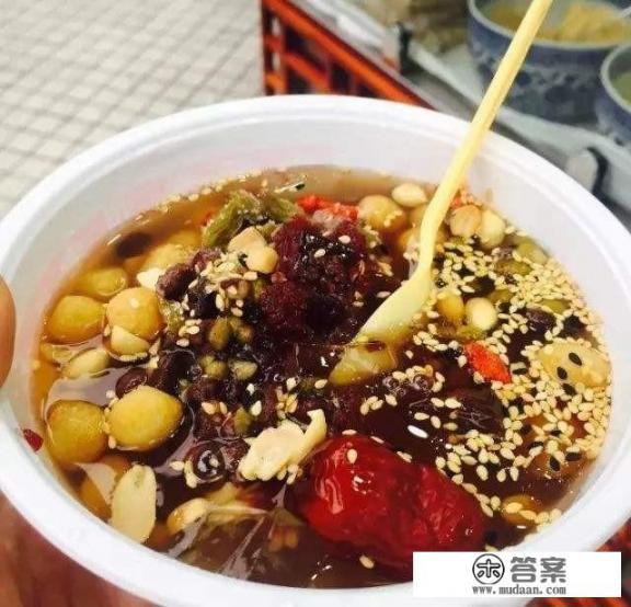 重庆科技馆吃饭攻略？