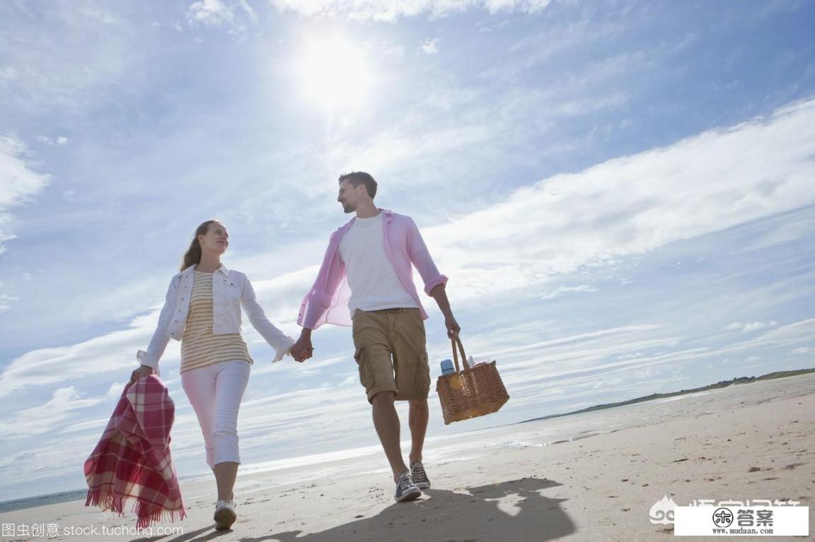 一个人同时爱上两个人算真爱吗?