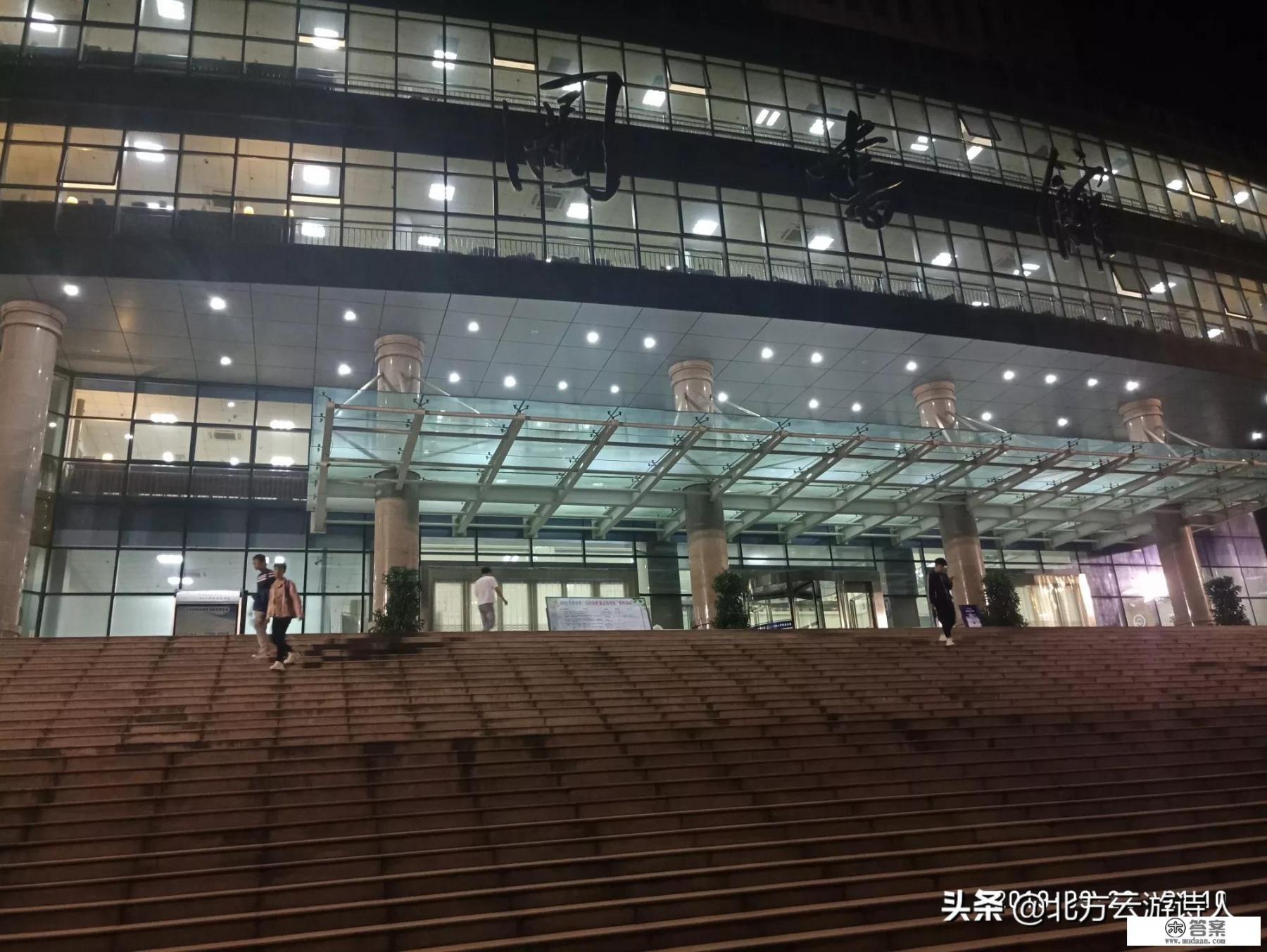 大学生怎样合理安排一天的时间? 大学生怎样合理安排一天的时间?